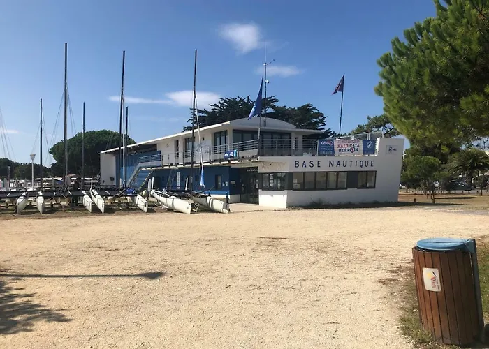 Oléron Hébergement de vacances *